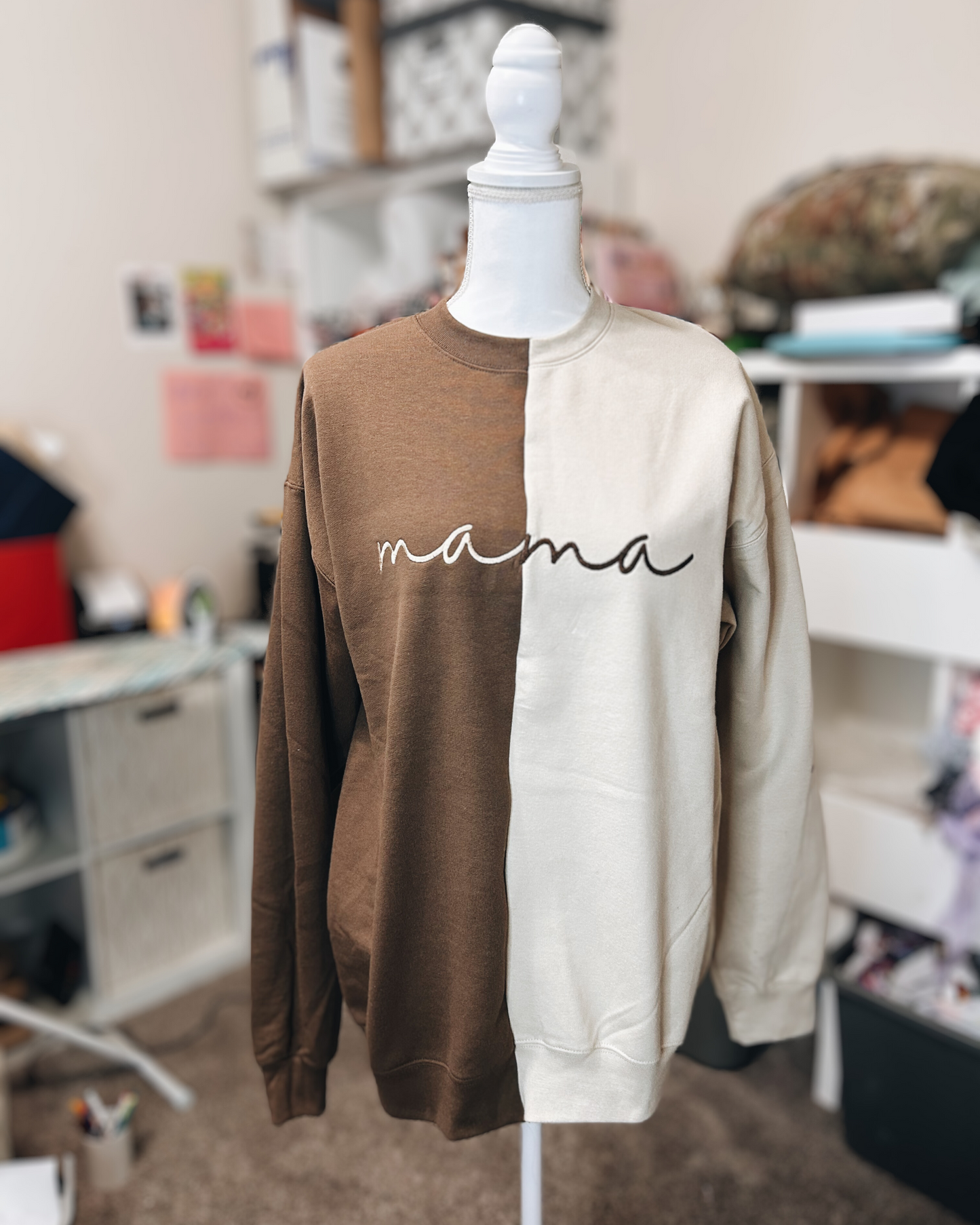 Mama Two-Tone Shirt/Sweatshirt
